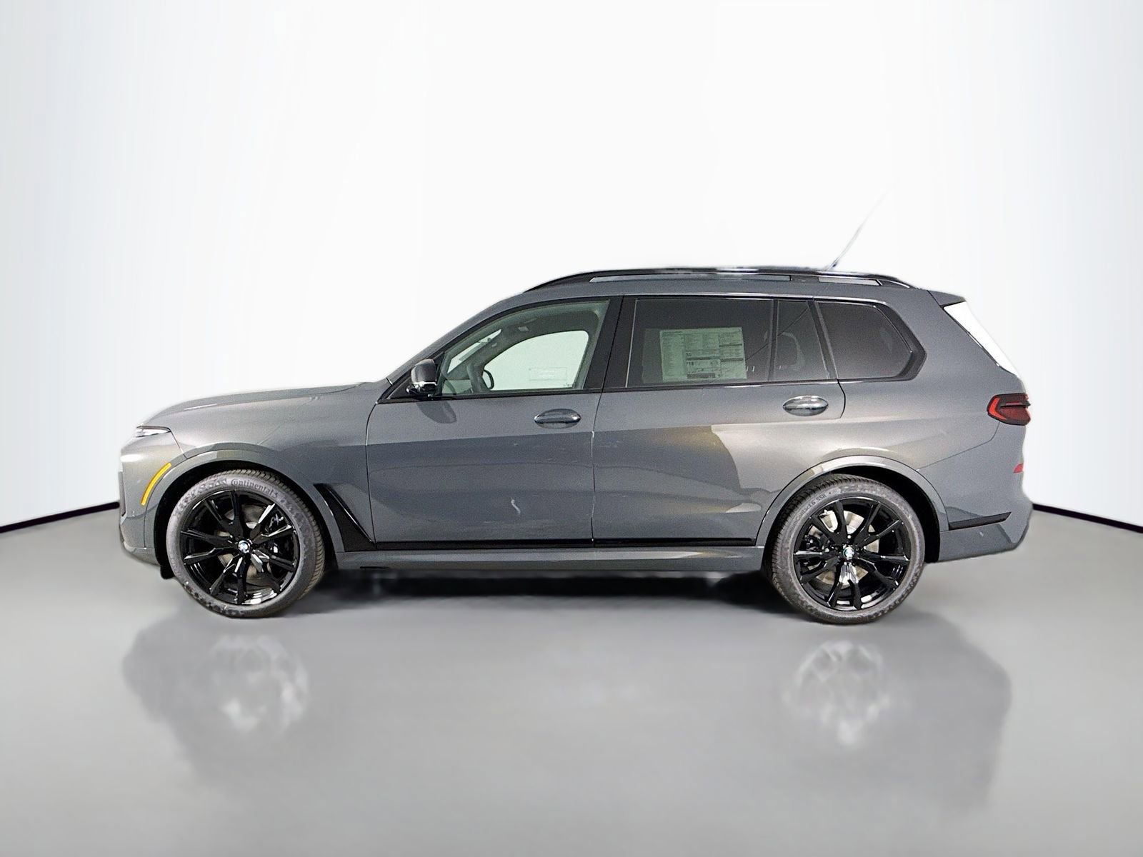New 2026 BMW X7 M60i image 4