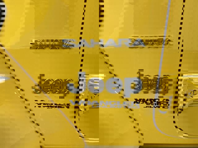 Used 2019 Jeep Wrangler Unlimited Sahara image 32