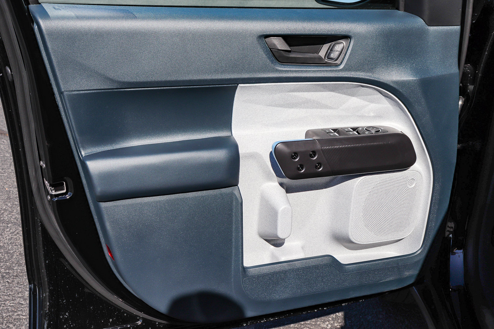New 2026 Ford Maverick XLT w/ XLT Luxury Package FWD image 22