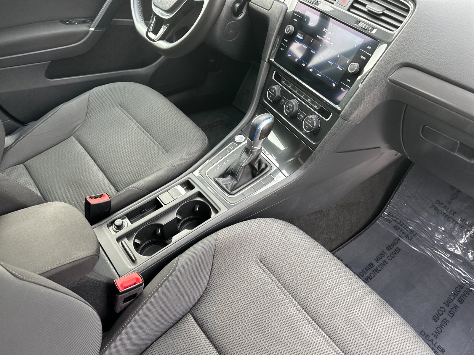 Used 2019 Volkswagen e-Golf SE w/ Driver Assistance Package image 16