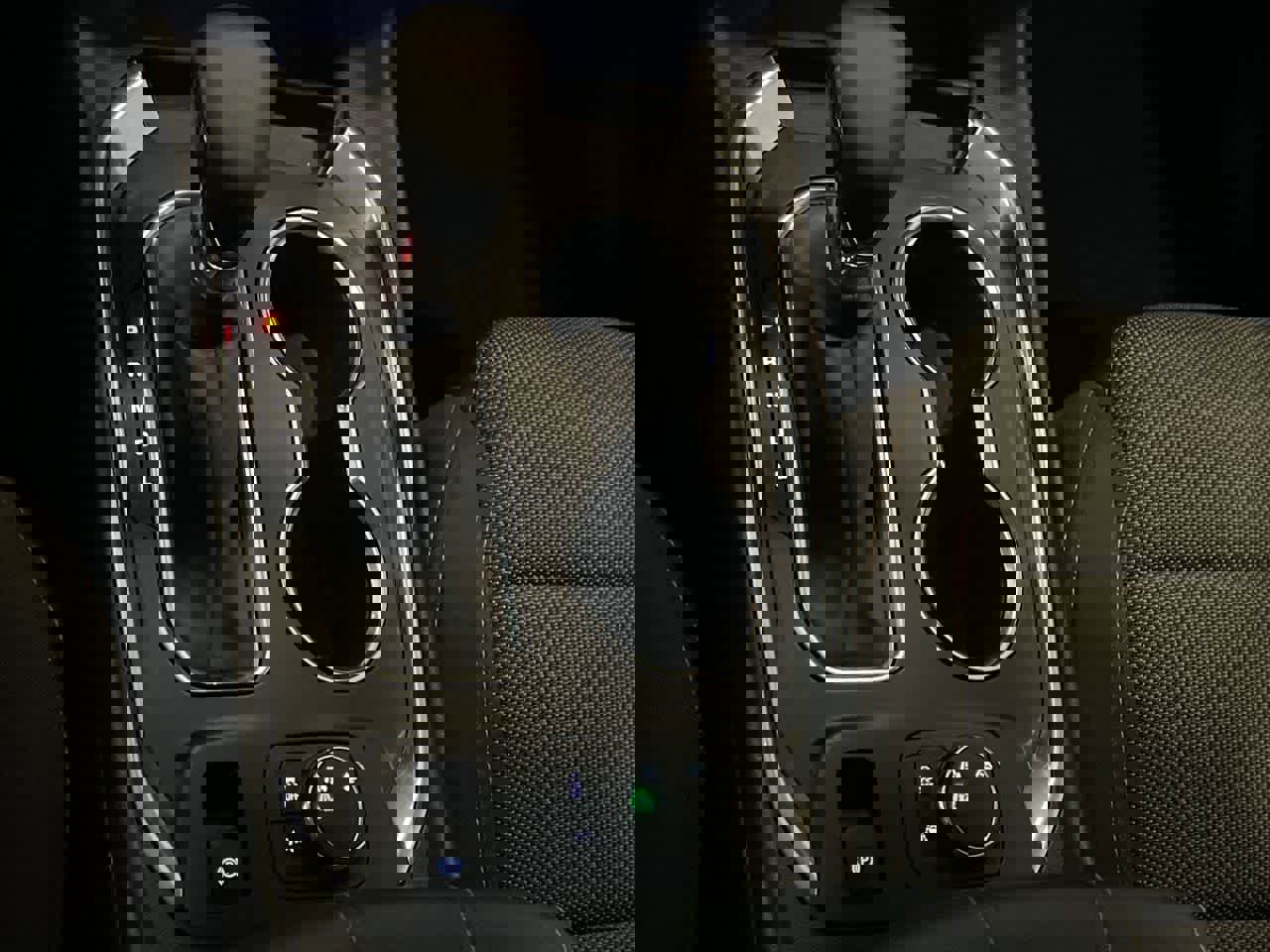 Used 2021 Chevrolet Traverse LS image 20