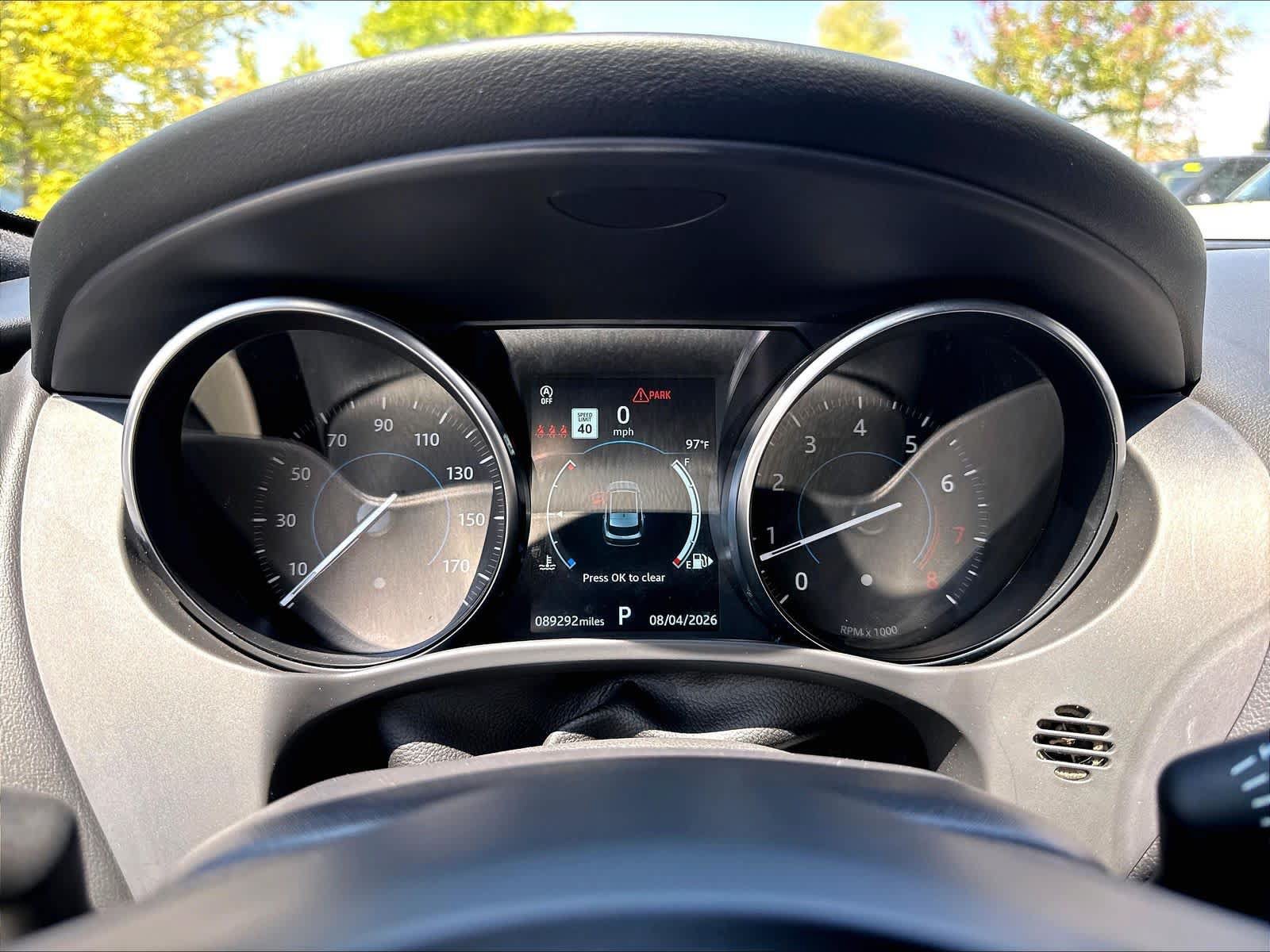 Used 2019 Jaguar F-PACE Premium AWD/4WD image 20