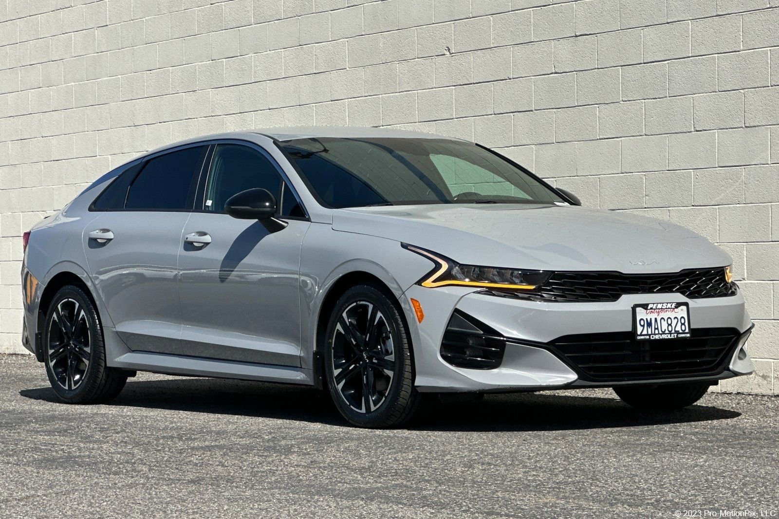 Used 2022 Kia K5 GT-Line FWD image 1