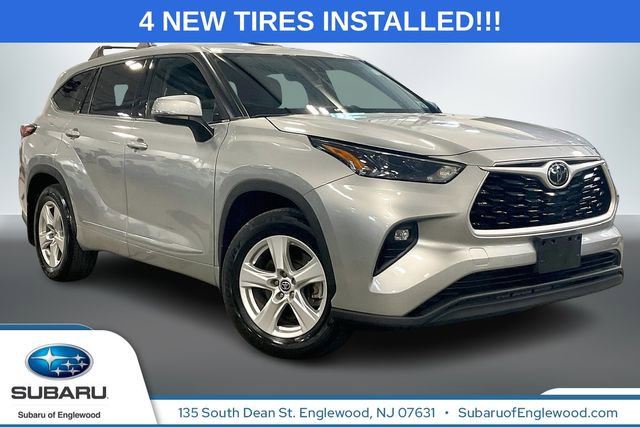 Used 2022 Toyota Highlander LE