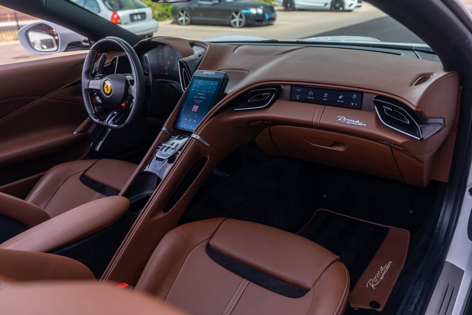 Used 2024 Ferrari Roma Spider image 38
