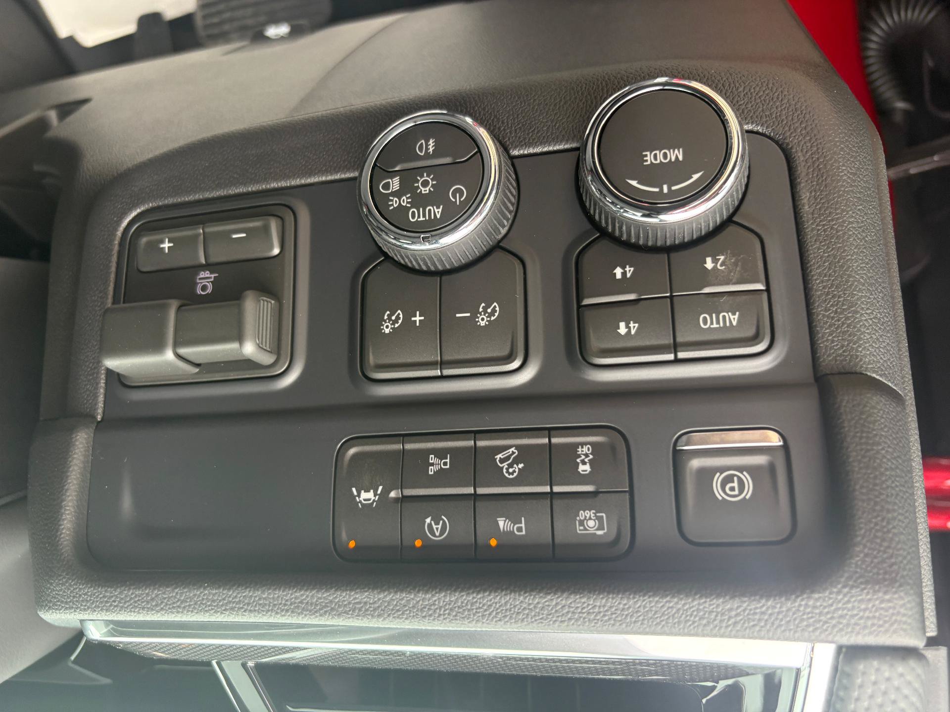 New 2027 Chevrolet Tahoe RST w/ Comfort Package AWD/4WD image 20