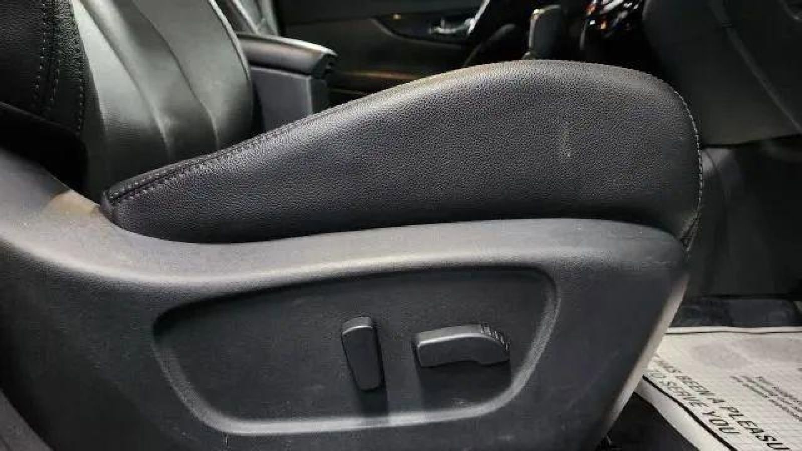 Used 2019 Nissan Rogue SL image 18