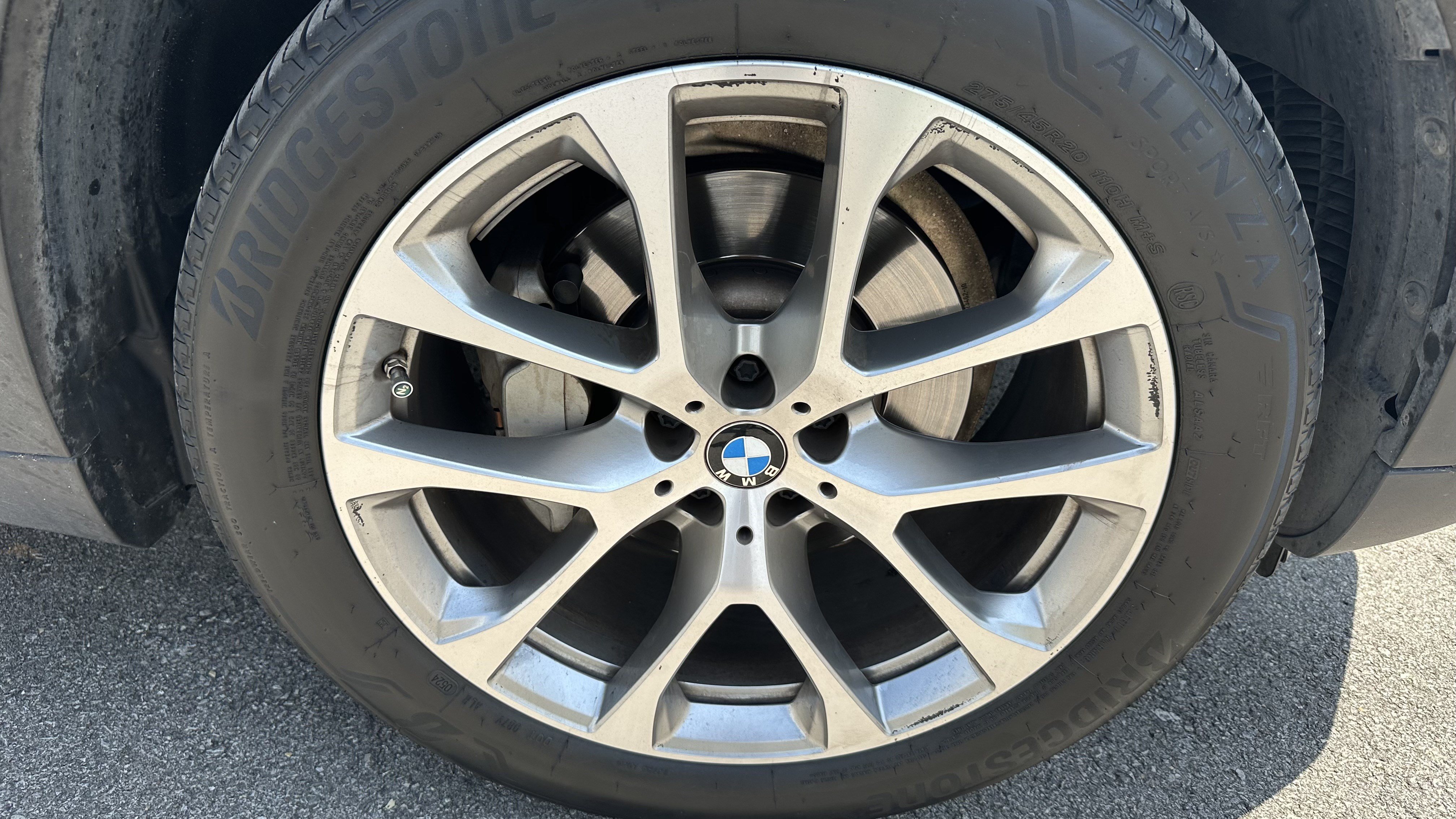 Used 2022 BMW X5 xDrive40i w/ Premium Package AWD/4WD image 15