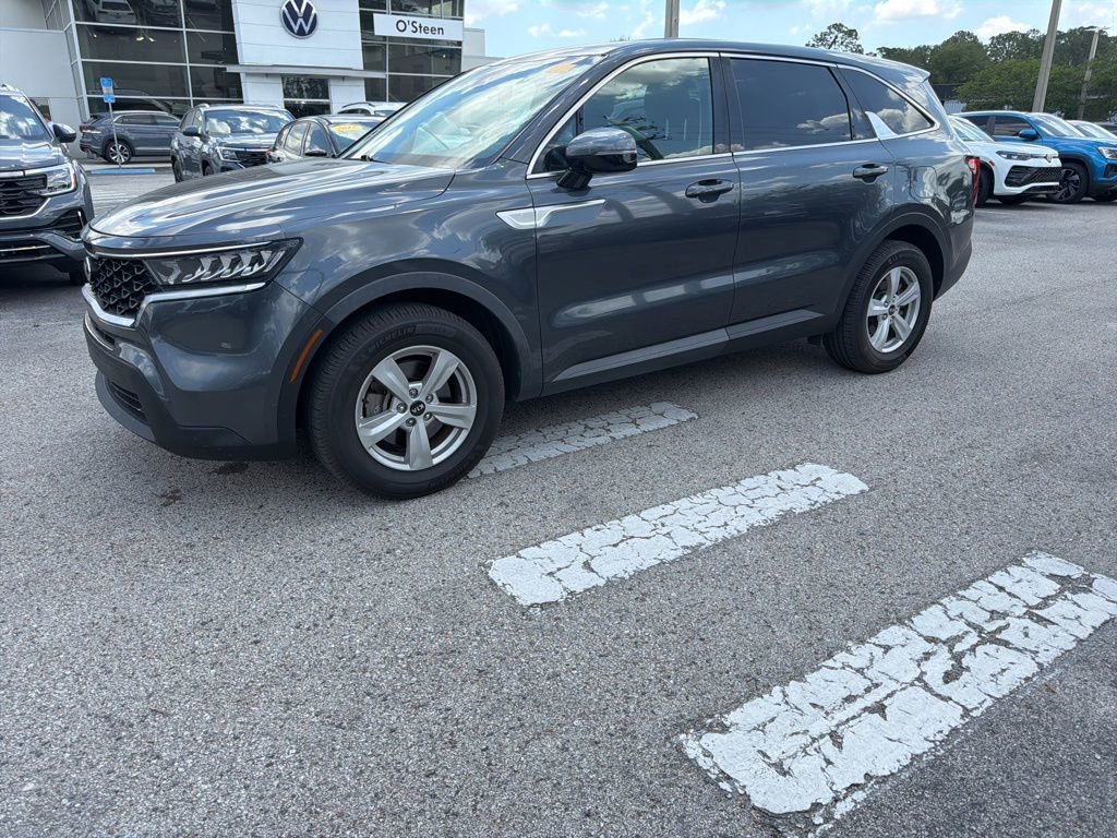 Used 2021 Kia Sorento LX FWD image 28