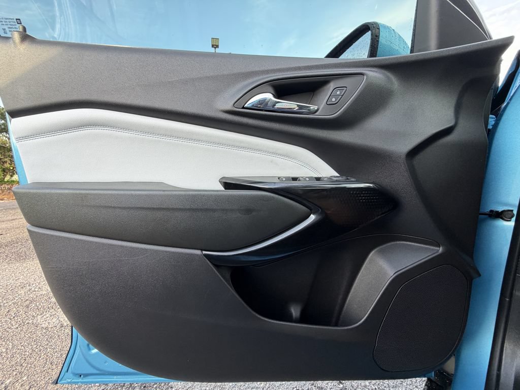 Used 2026 Chevrolet Trax LT w/ Driver Confidence Package FWD image 19