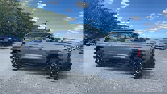 New 2026 Chevrolet Silverado EV Trail Boss image 6