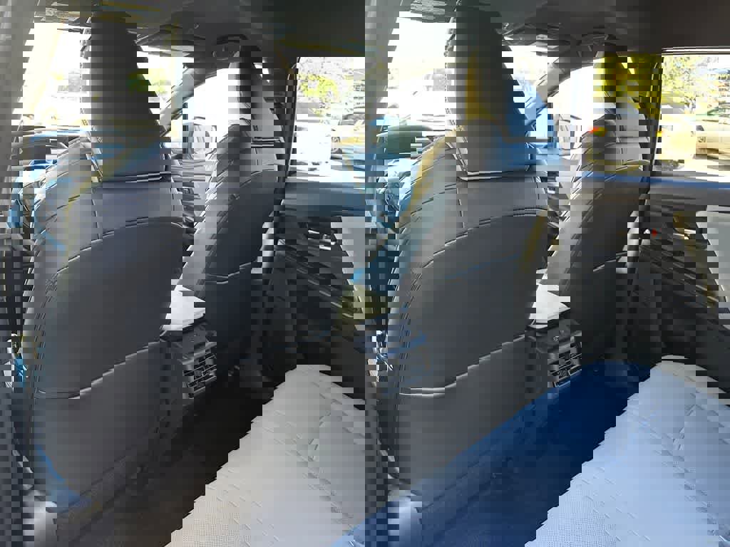 New 2026 Subaru Solterra Premium image 12