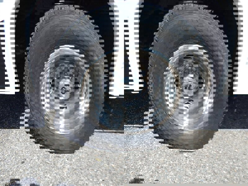 Used 2022 Ford E-450 and Econoline 450 Super Duty w/ Motorhome Prep Package image 13