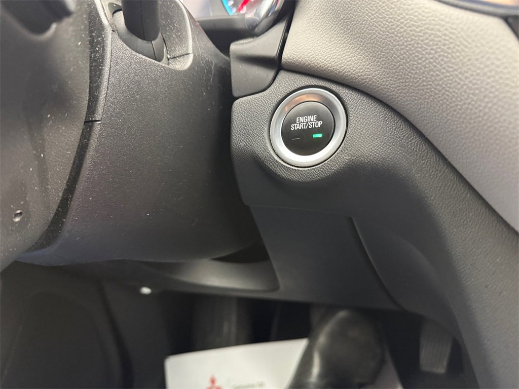 Used 2019 Chevrolet Equinox LS w/ LS Convenience Package image 30