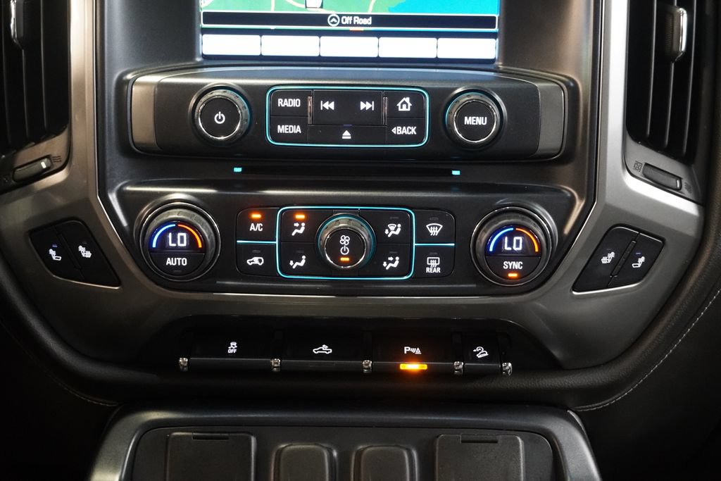 Used 2017 Chevrolet Silverado 1500 LTZ Z71 w/ Midnight Edition AWD/4WD image 20
