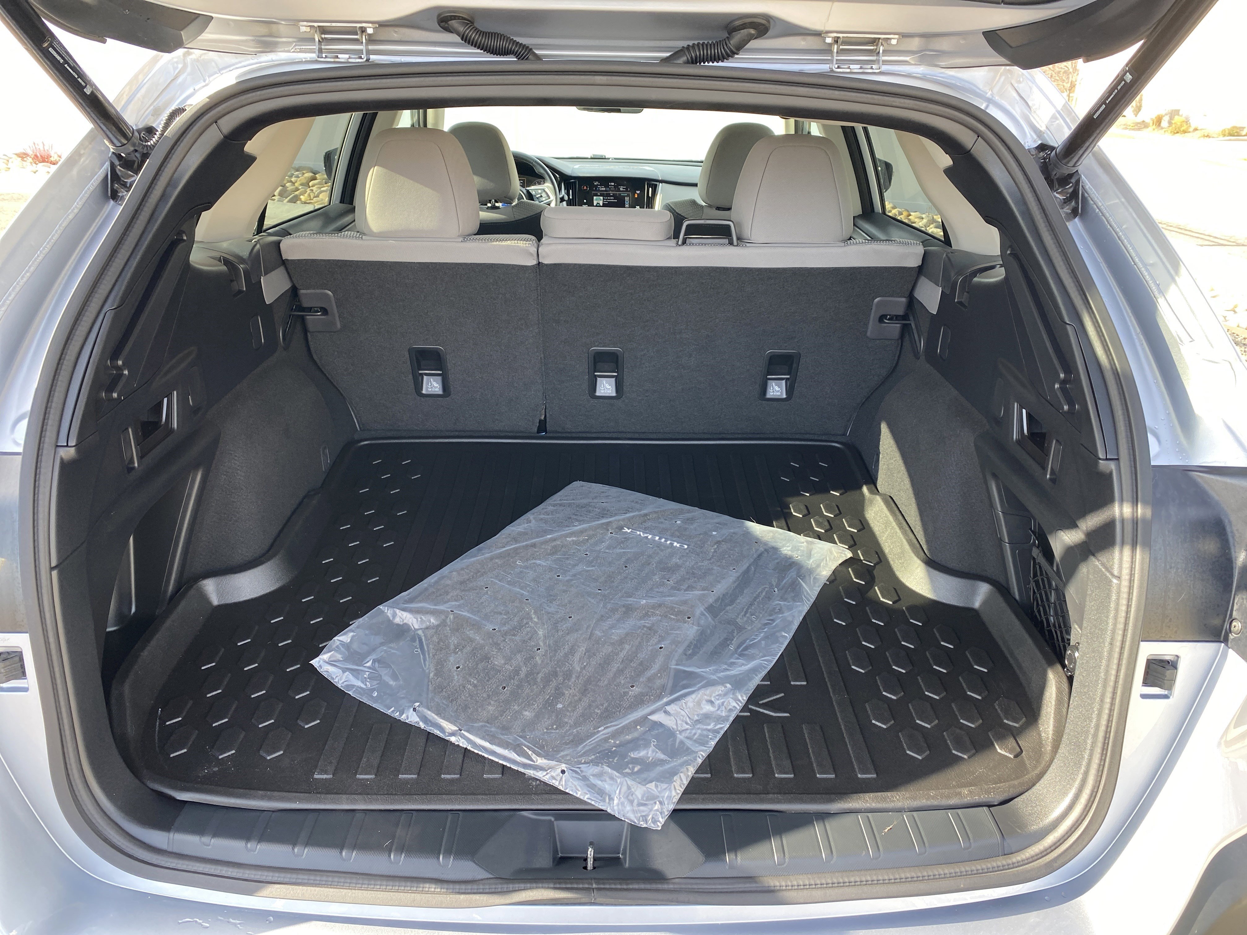 Used 2025 Subaru Outback Premium image 33