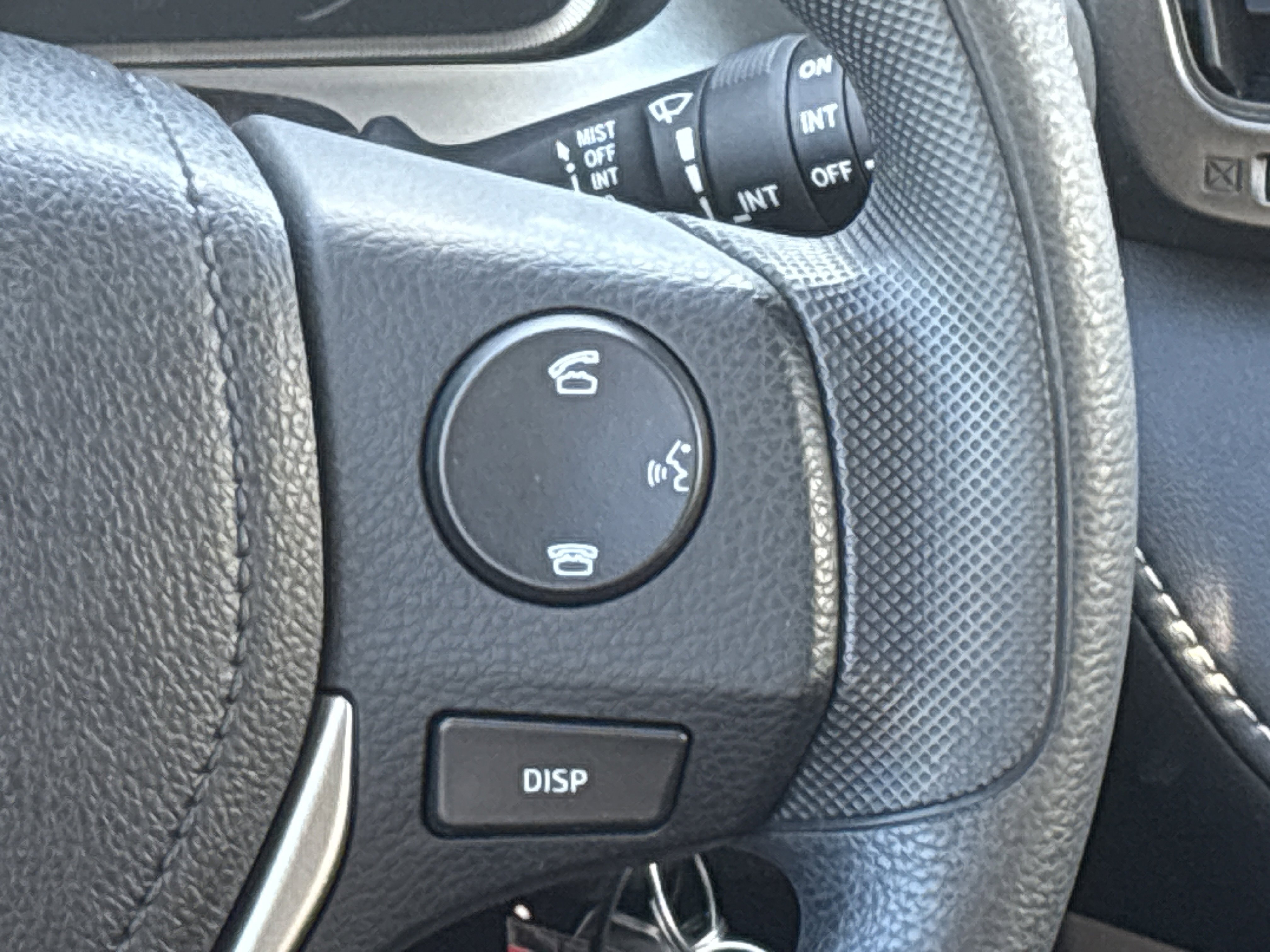 Used 2015 Toyota RAV4 XLE image 21