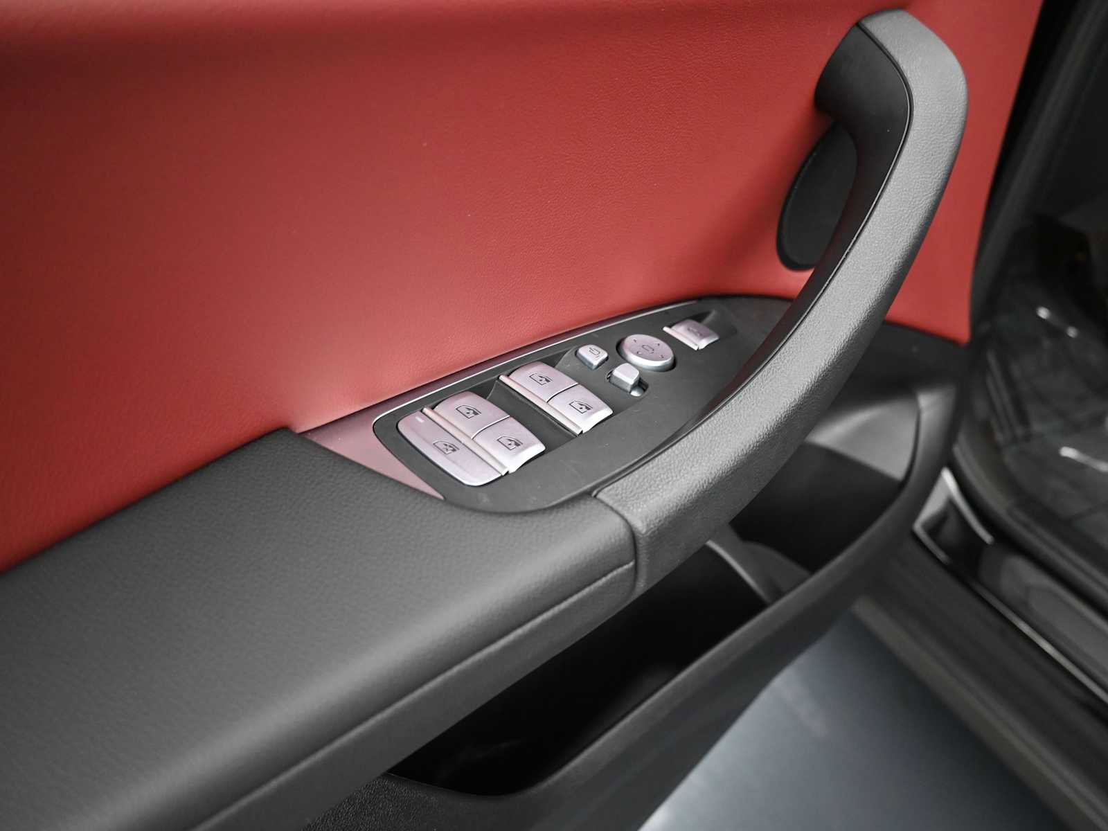 Certified 2023 BMW X3 sDrive30i w/ Convenience Package RWD image 9