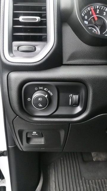 Used 2023 RAM 1500 Big Horn AWD/4WD image 20