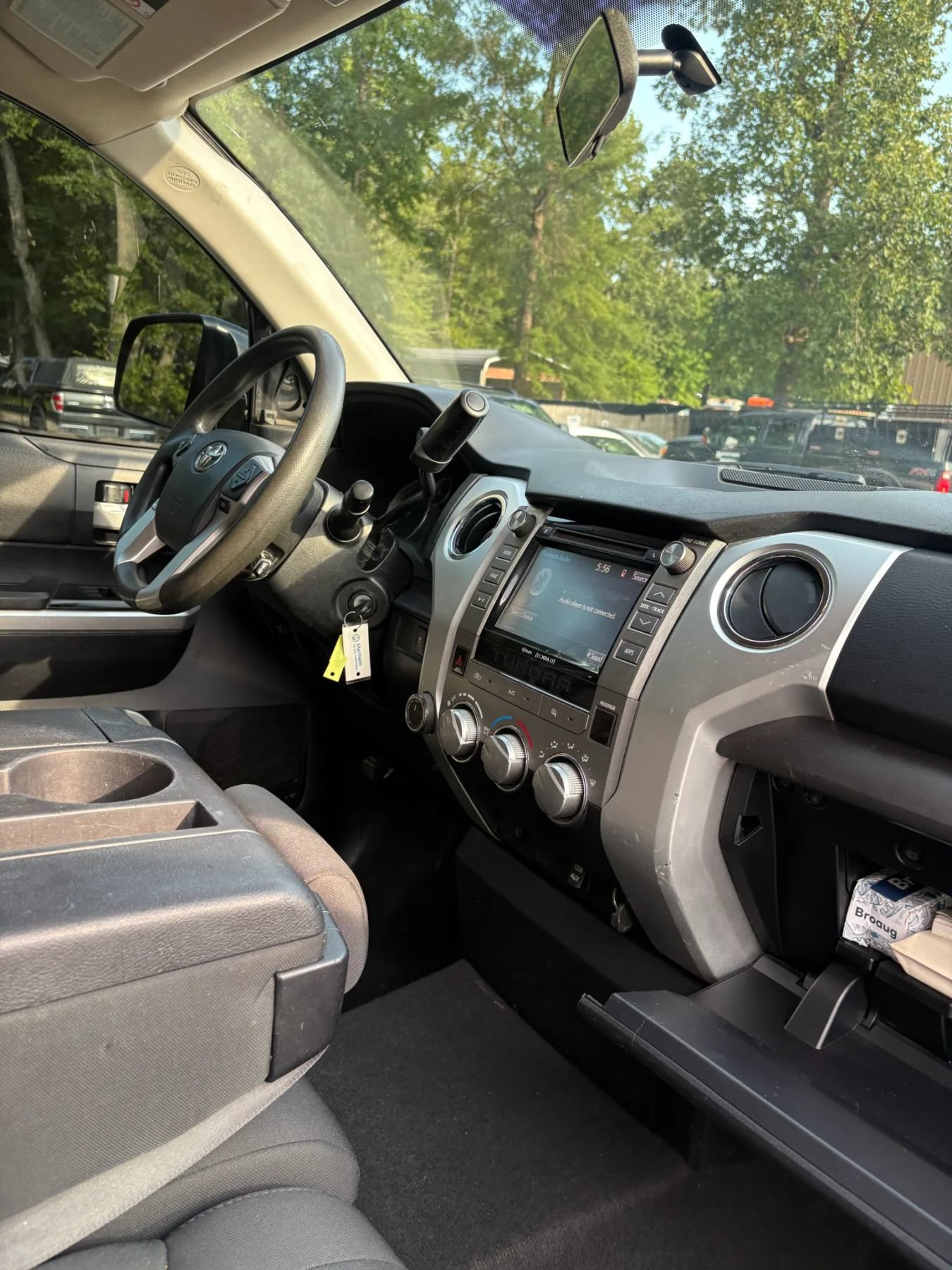 Used 2014 Toyota Tundra SR5 AWD/4WD image 24