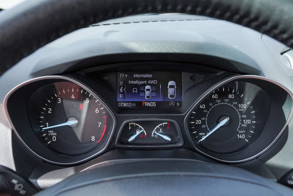Used 2017 Ford Escape Titanium AWD/4WD image 18