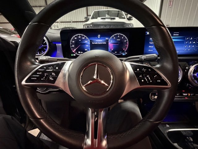 Used 2025 Mercedes-Benz CLA 250 image 14