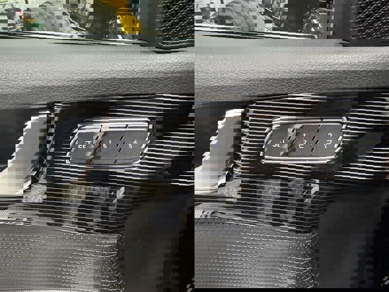 Used 2024 Hyundai Palisade Calligraphy image 15