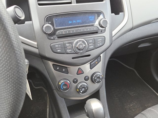 Used 2012 Chevrolet Sonic LT image 17
