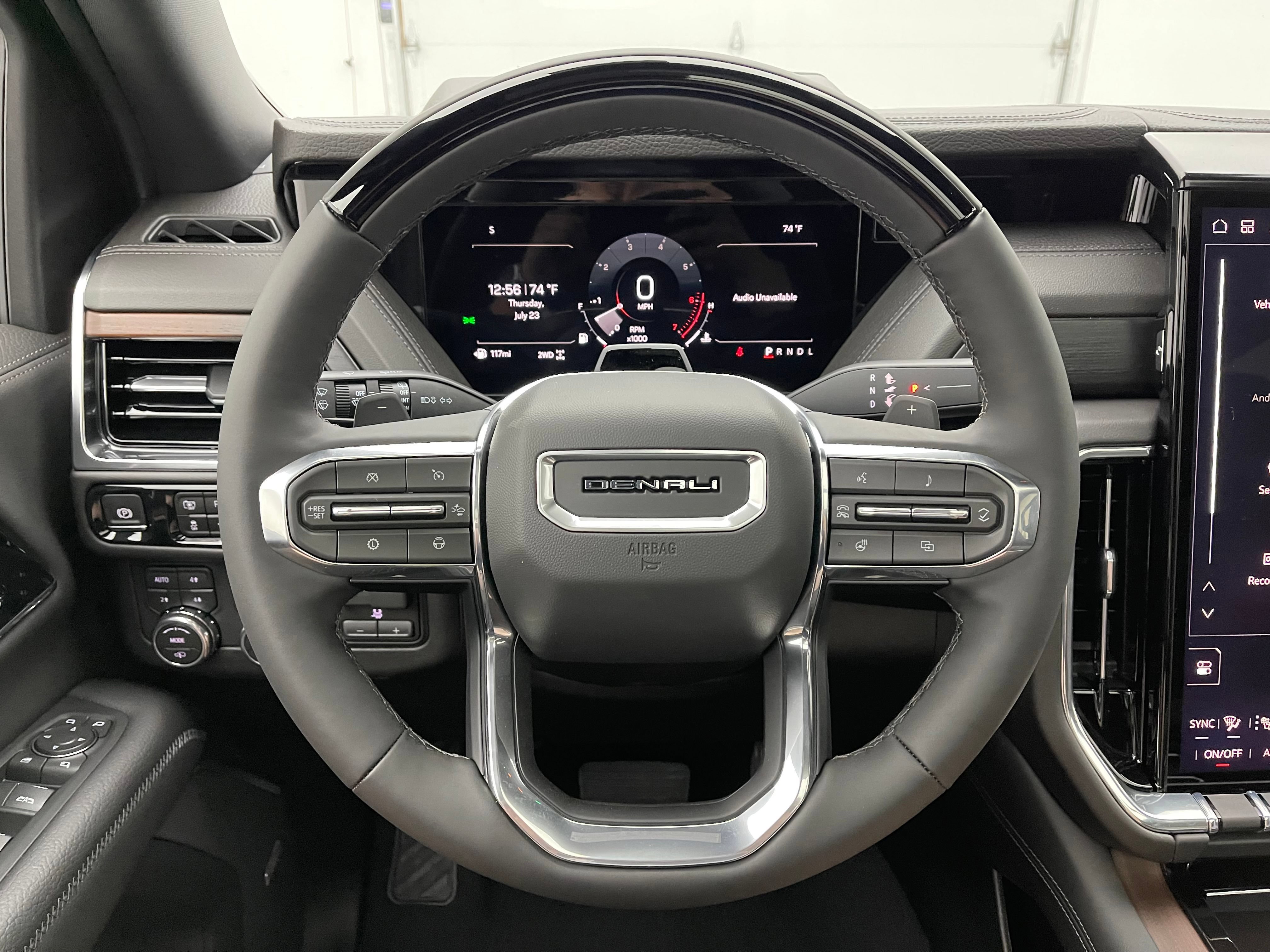 New 2026 GMC Yukon XL Denali w/ Denali Reserve Package AWD/4WD image 24