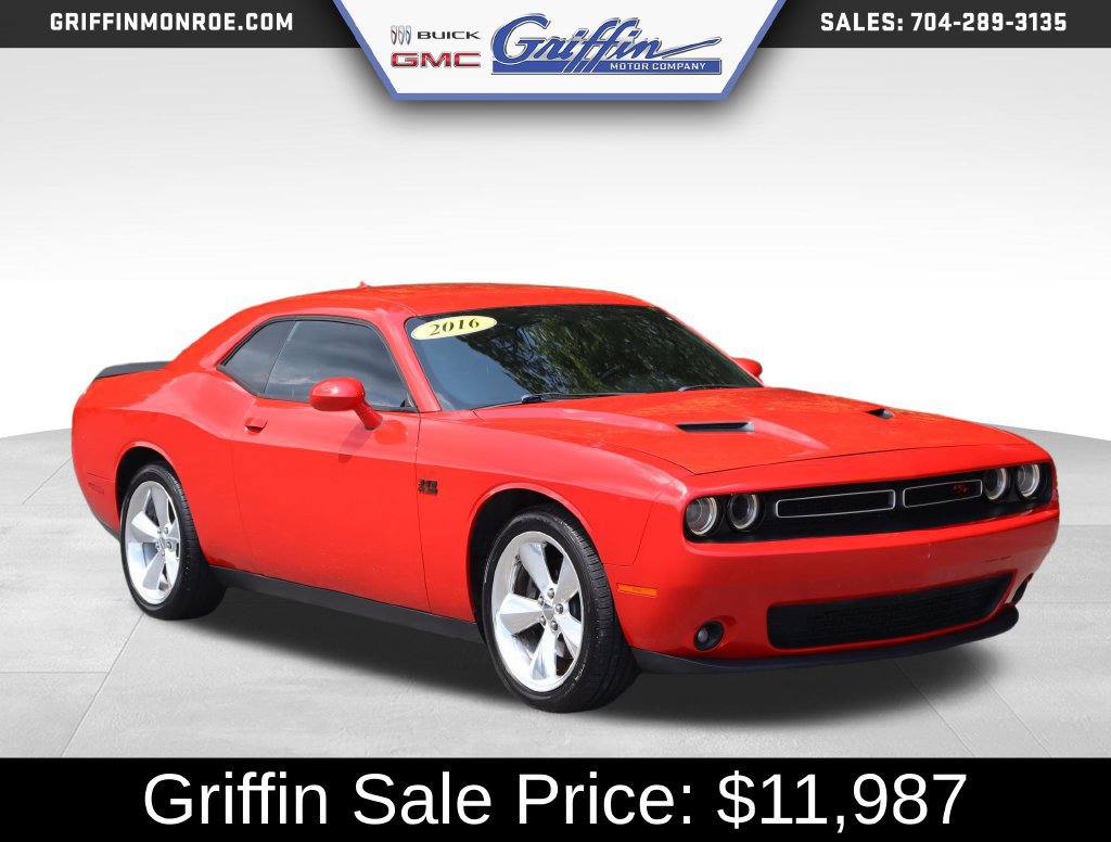 Used 2016 Dodge Challenger R/T Plus RWD image 8