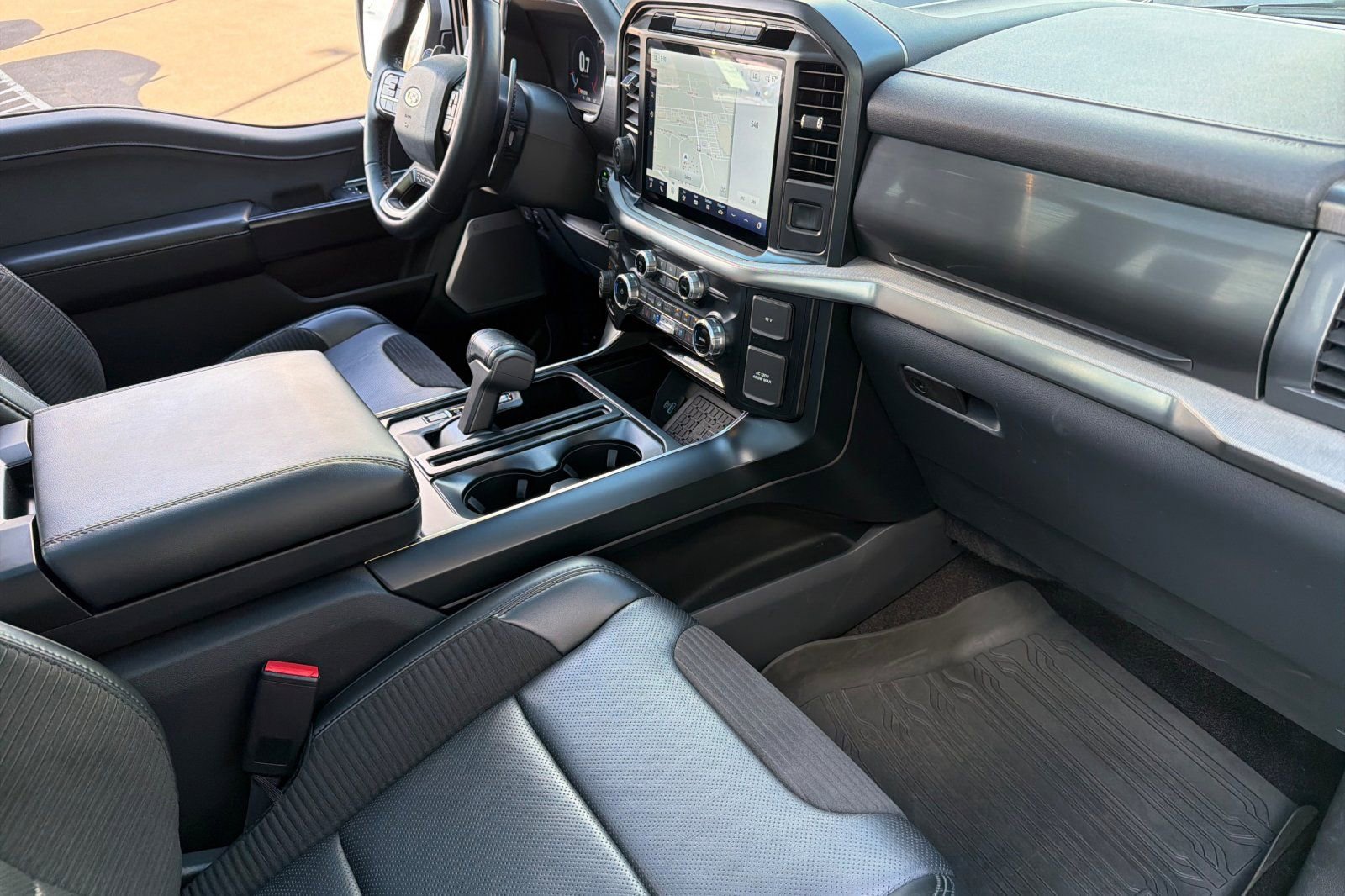Used 2023 Ford F150 Raptor image 15