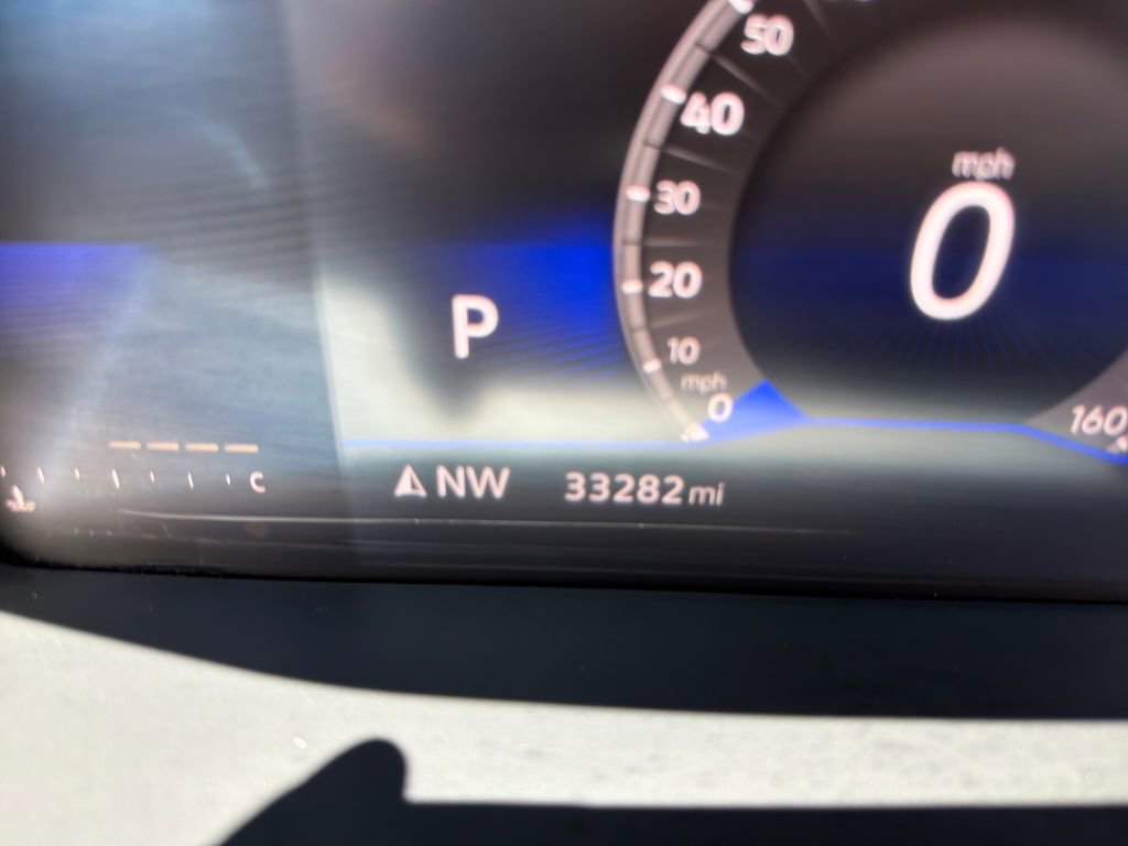 Certified 2022 Volkswagen Tiguan SE R-Line AWD/4WD image 19
