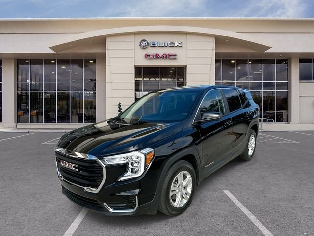 Used 2023 GMC Terrain SLE video 1