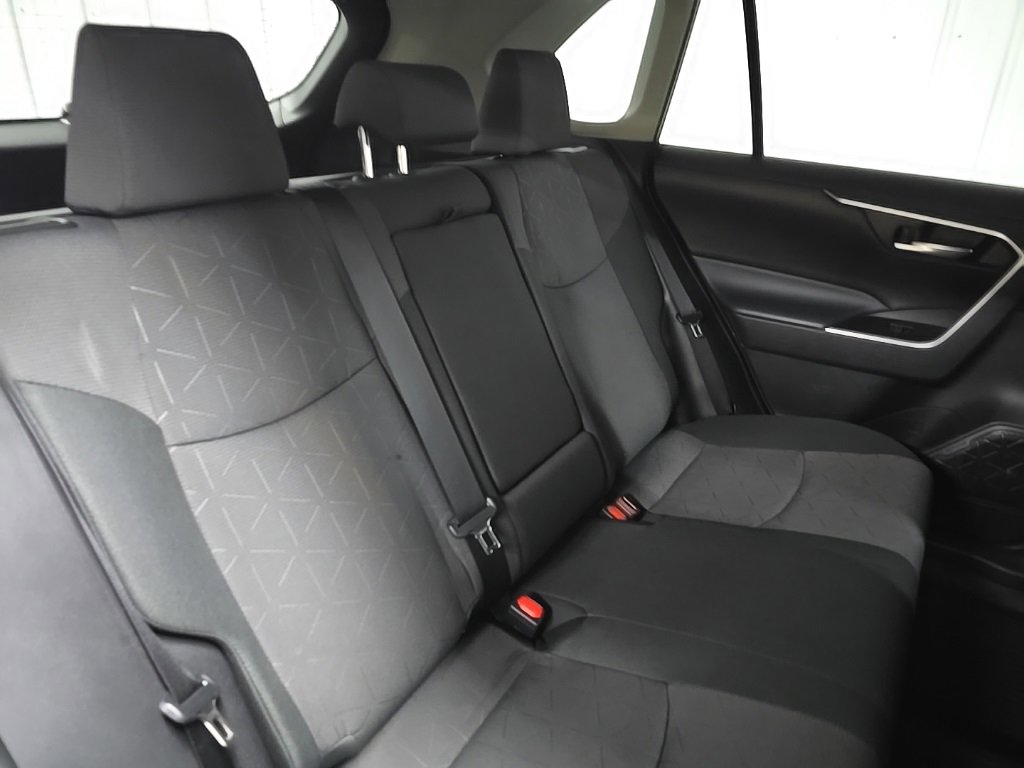 Used 2024 Toyota RAV4 XLE image 16