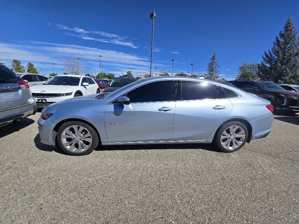 Used 2017 Chevrolet Malibu Premier w/ Driver Confidence Package FWD image 2
