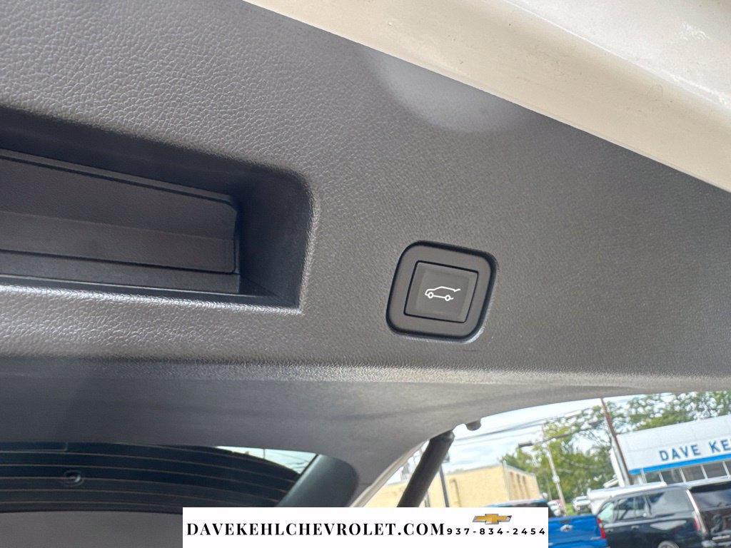Certified 2025 Chevrolet Traverse Z71 AWD/4WD image 39