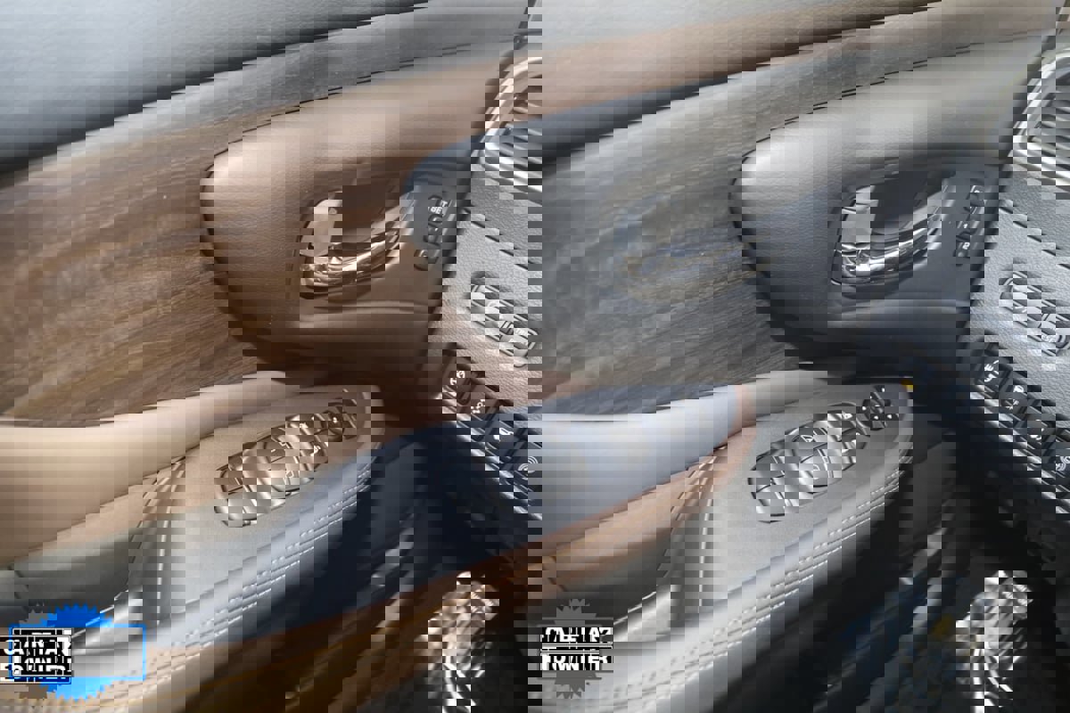 Used 2024 Nissan Murano Platinum w/ Cargo Package image 31