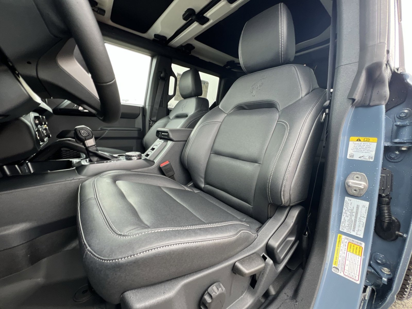 New 2025 Ford Bronco Badlands w/ Sasquatch Package image 13