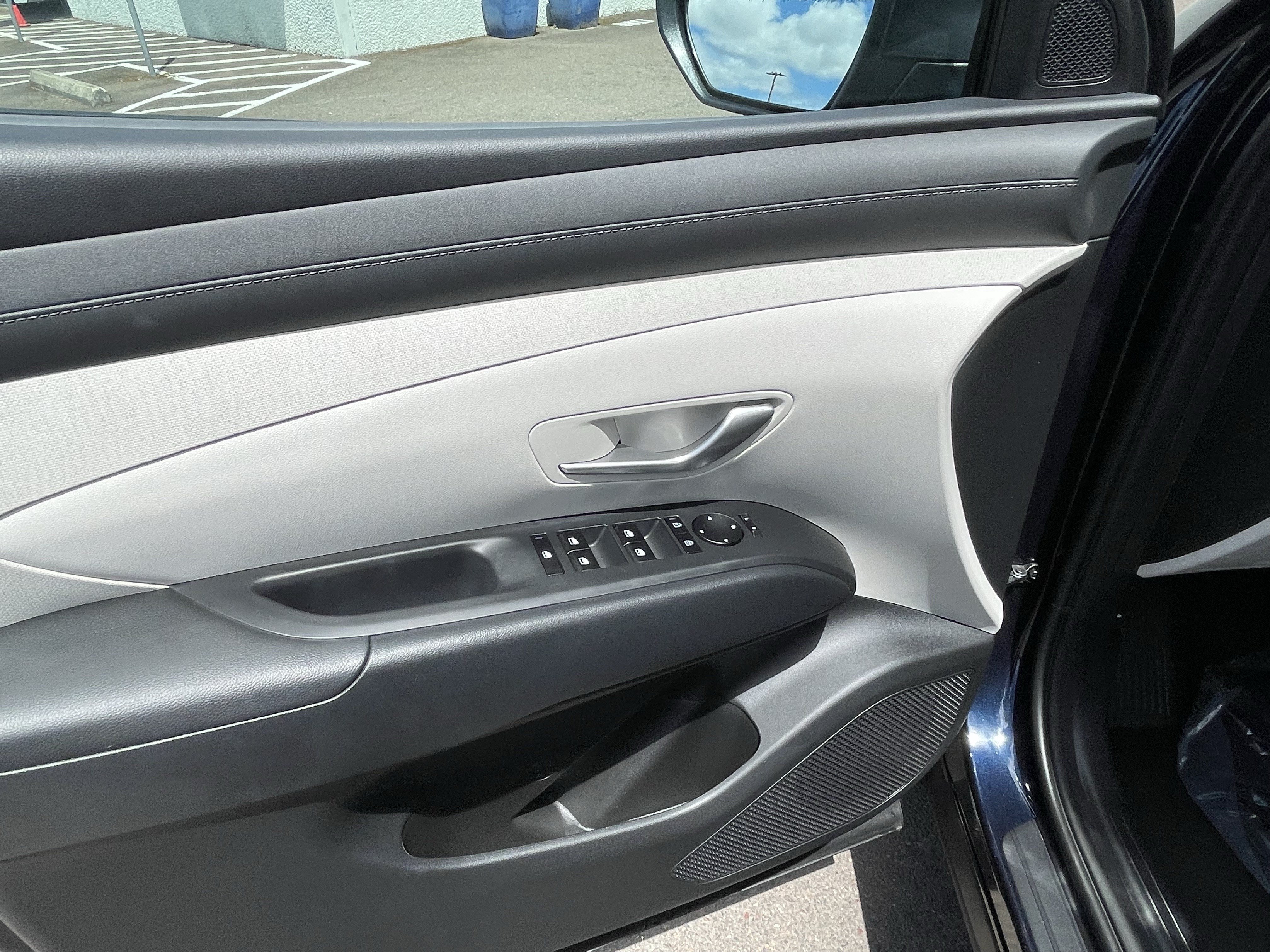 Certified 2025 Hyundai Tucson SEL AWD/4WD image 19