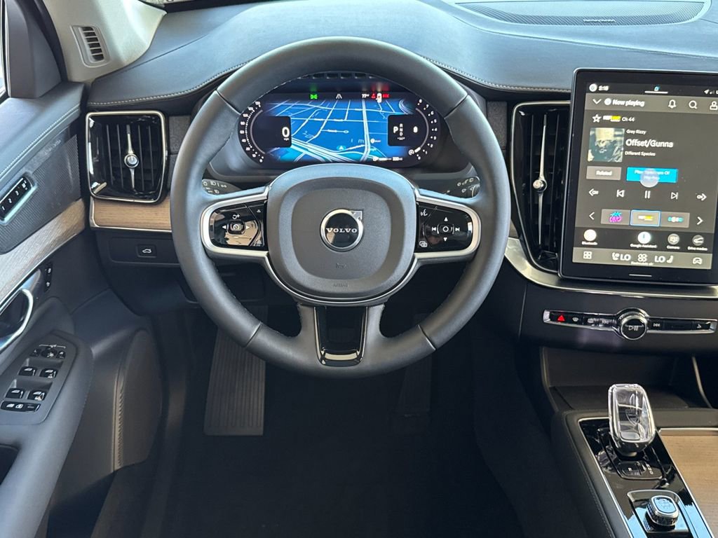 New 2026 Volvo XC90 B5 Plus image 13