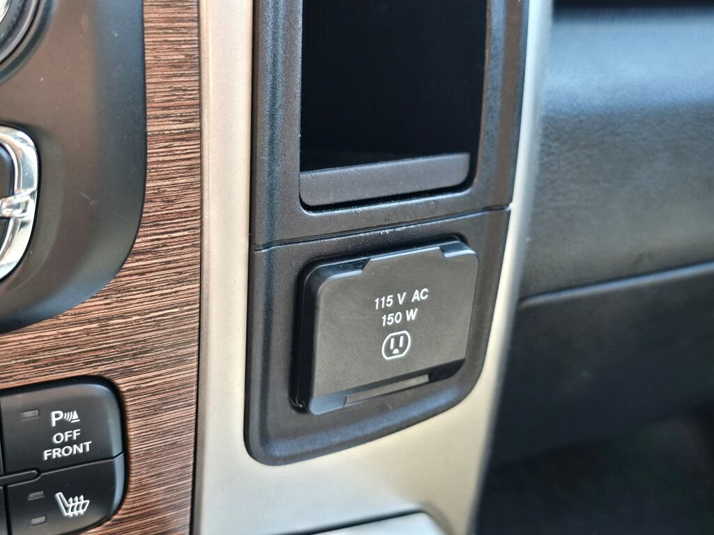 Used 2018 RAM 3500 Laramie AWD/4WD image 12