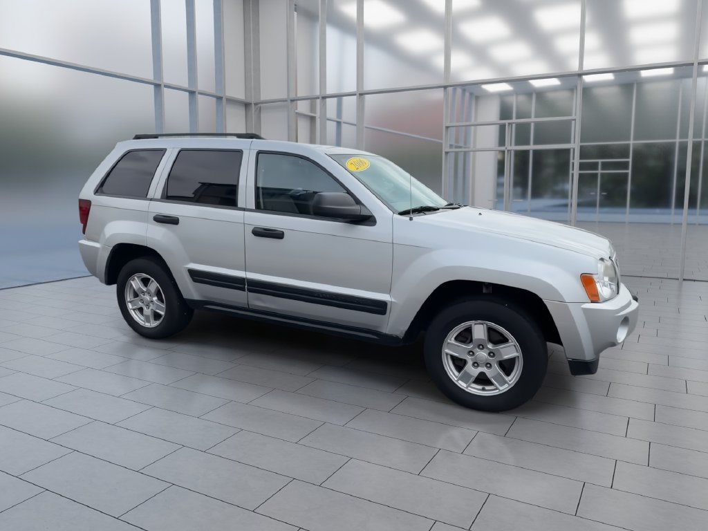 Used 2006 Jeep Grand Cherokee Laredo AWD/4WD image 2