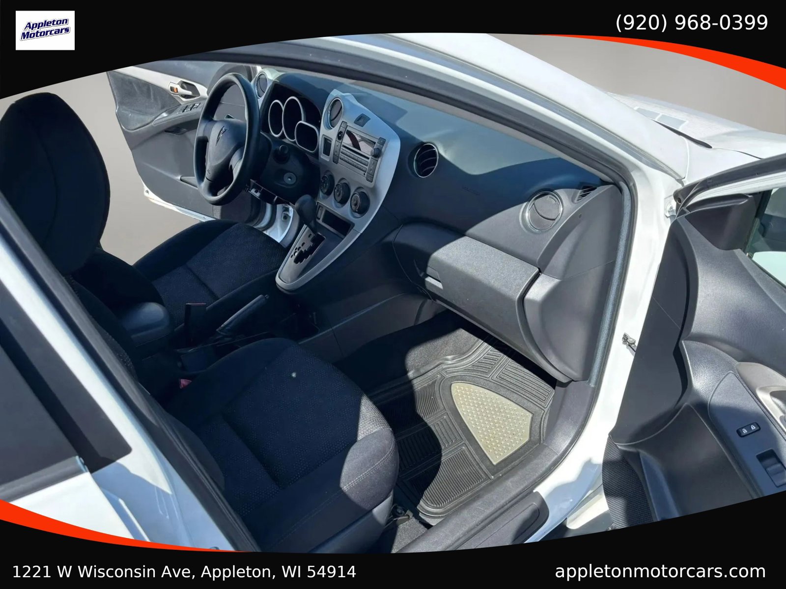 Used 2009 Pontiac Vibe w/ Preferred Package FWD image 23