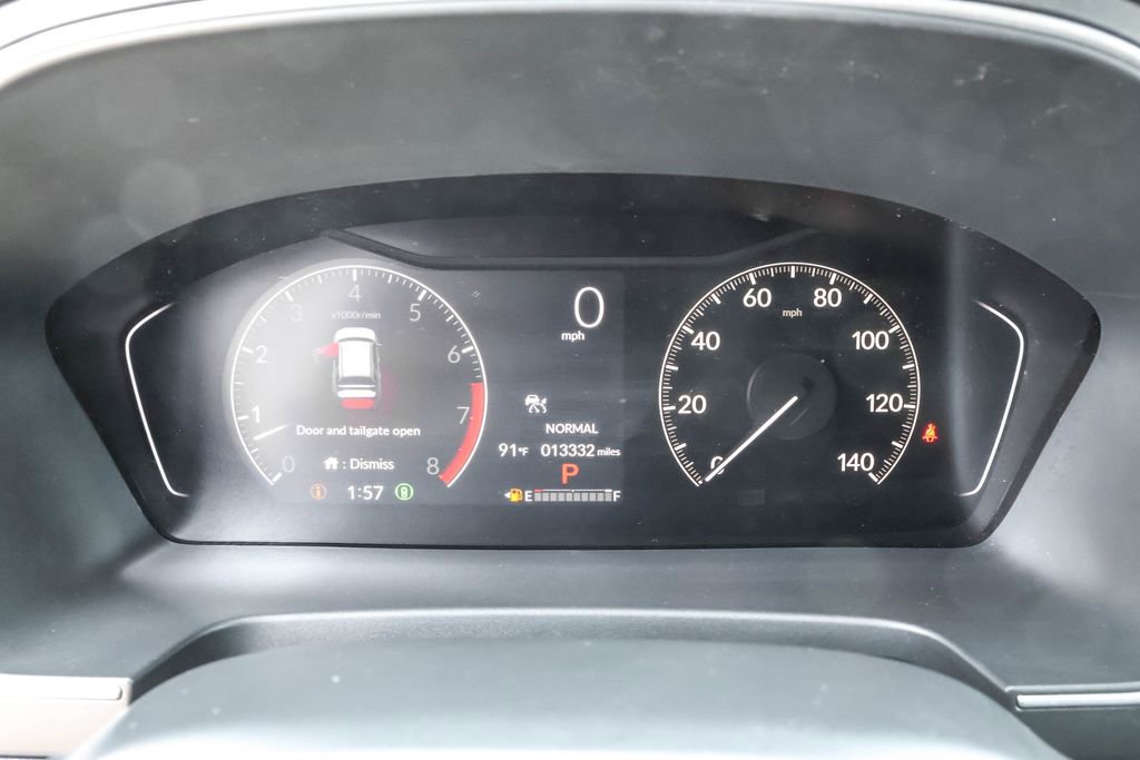 Used 2025 Honda Pilot Sport image 19