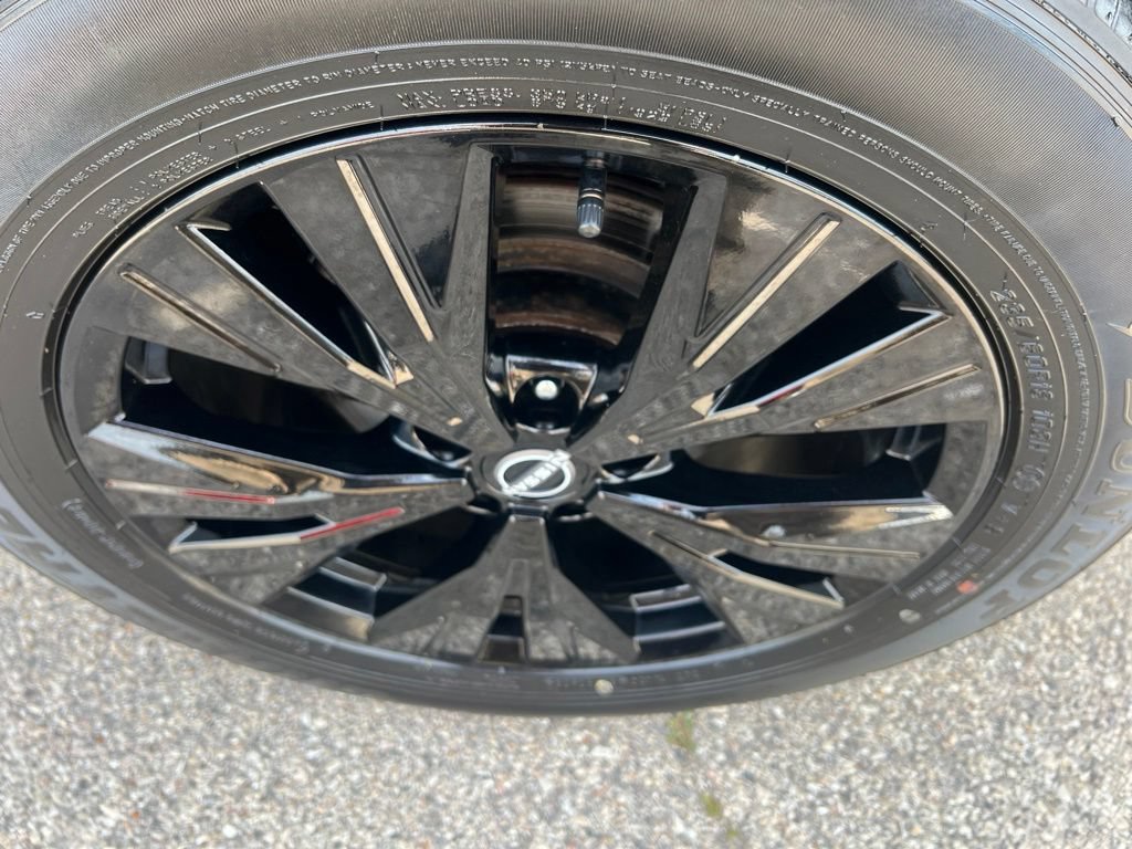 Certified 2023 Nissan Rogue SV w/ SV Premium B Package AWD/4WD image 44