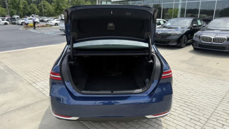 Certified 2025 BMW 530i RWD image 17
