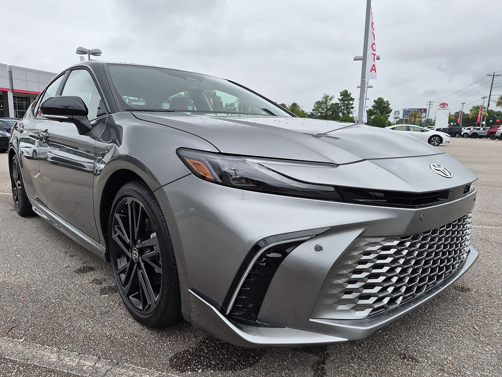 Used 2026 Toyota Camry XSE w/ Premium Plus Package FWD image 9