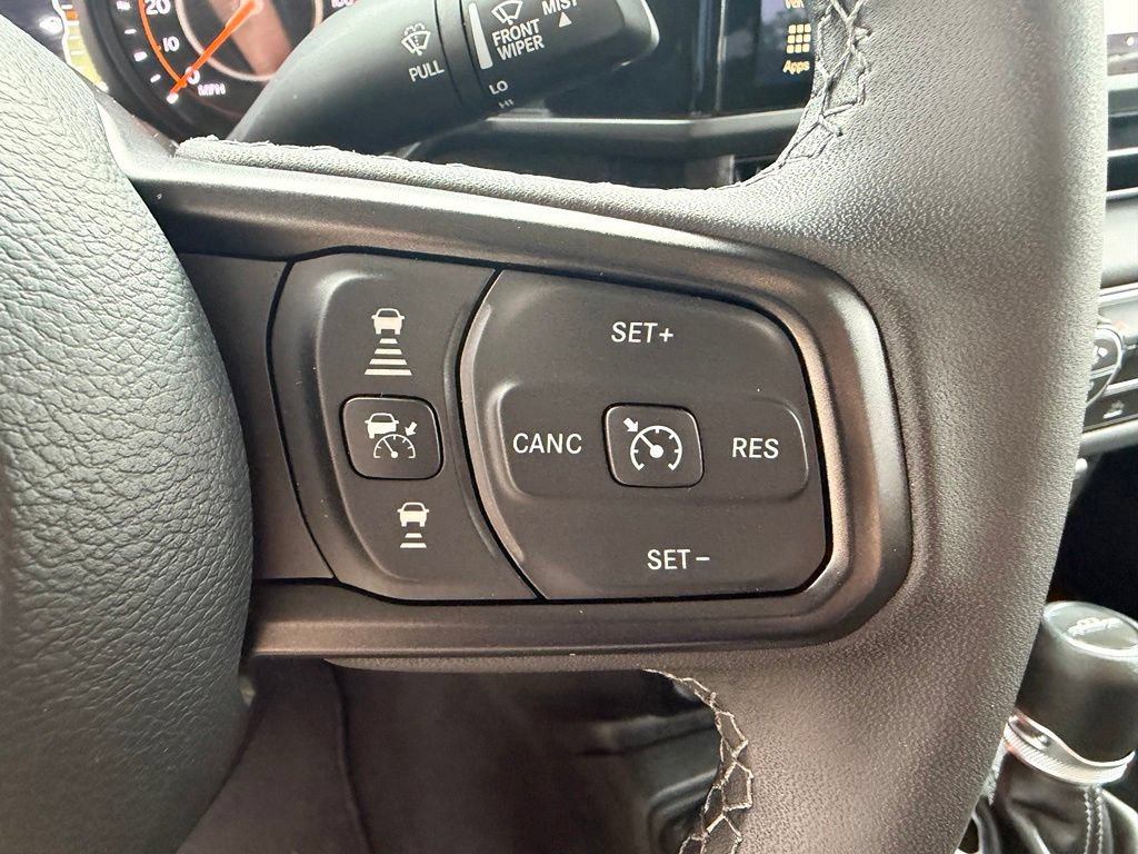 Used 2026 Jeep Gladiator Mojave AWD/4WD image 22