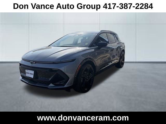 Used 2024 Chevrolet Equinox EV RS image 2