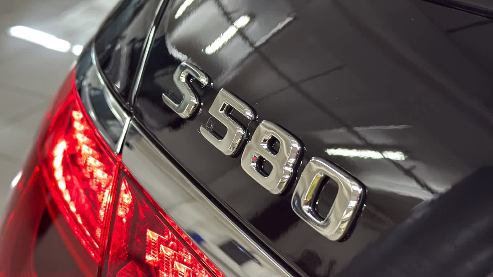 New 2026 Mercedes-Benz S 580 4MATIC Sedan image 10